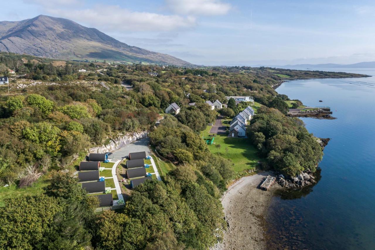 Отель Berehaven Pods Каслтаунбер Экстерьер фото